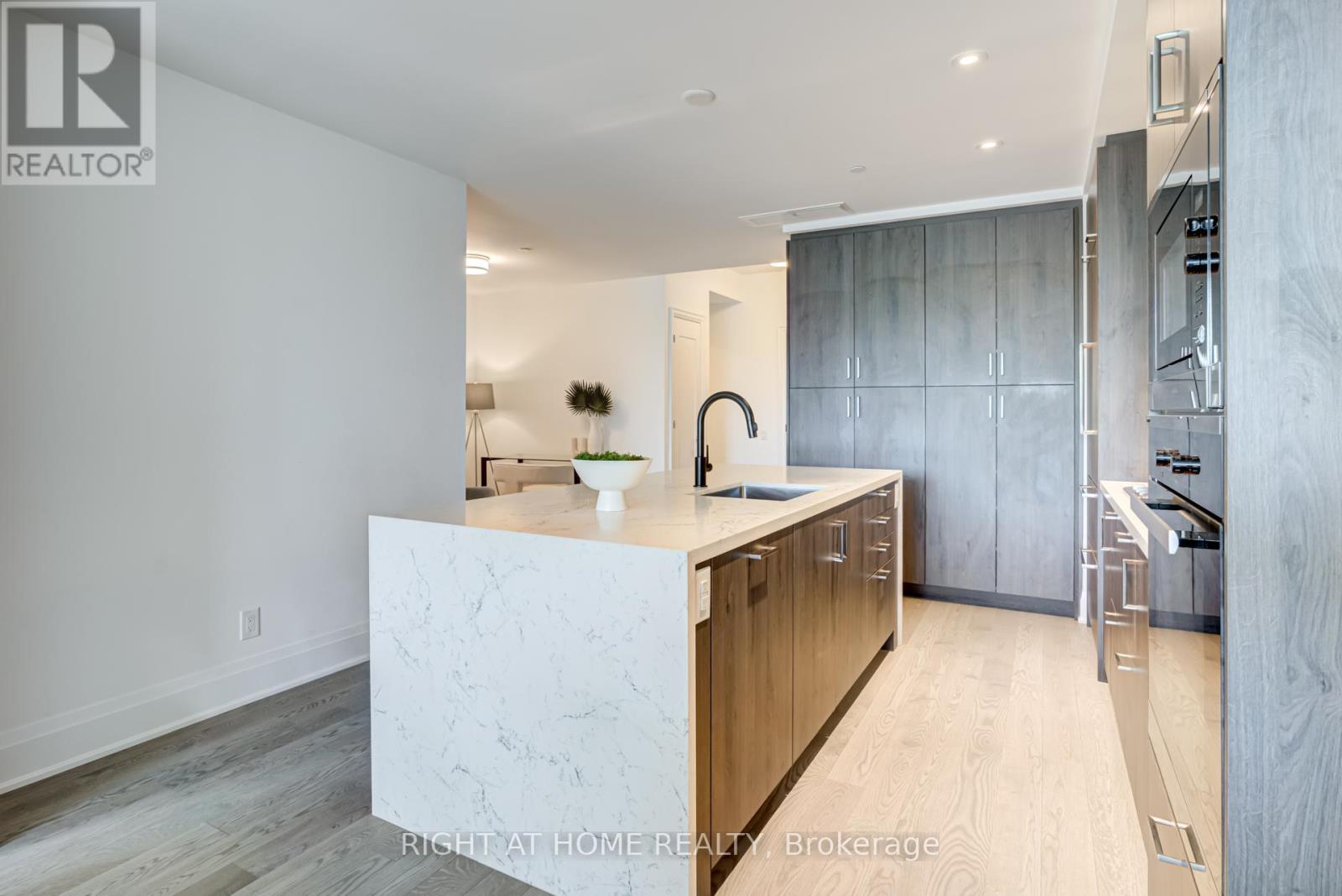 410 - 280 Howland Avenue, Toronto, Ontario  M5R 0C3 - Photo 6 - C12505708