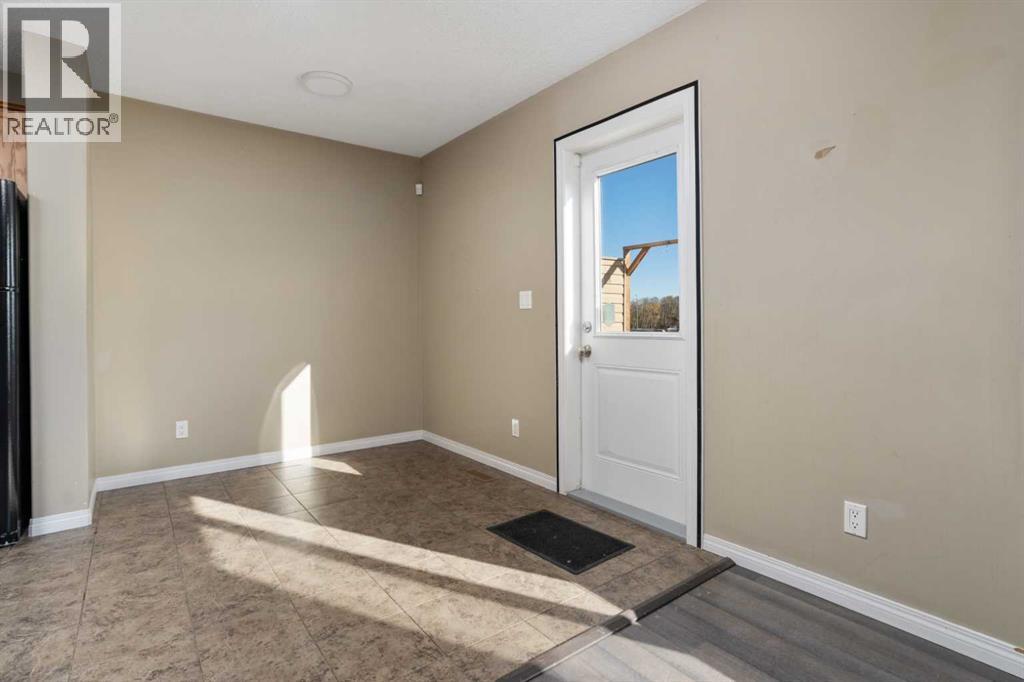 5, 6802 50 Avenue, Camrose, Alberta  T4V 5C7 - Photo 5 - A2265995