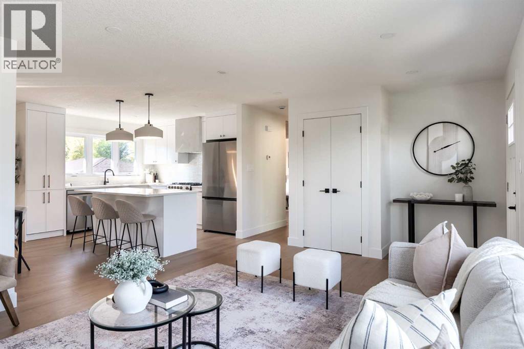 15 Hoover Place Sw, Calgary, Alberta  t2v 3g5 - Photo 7 - A2244371