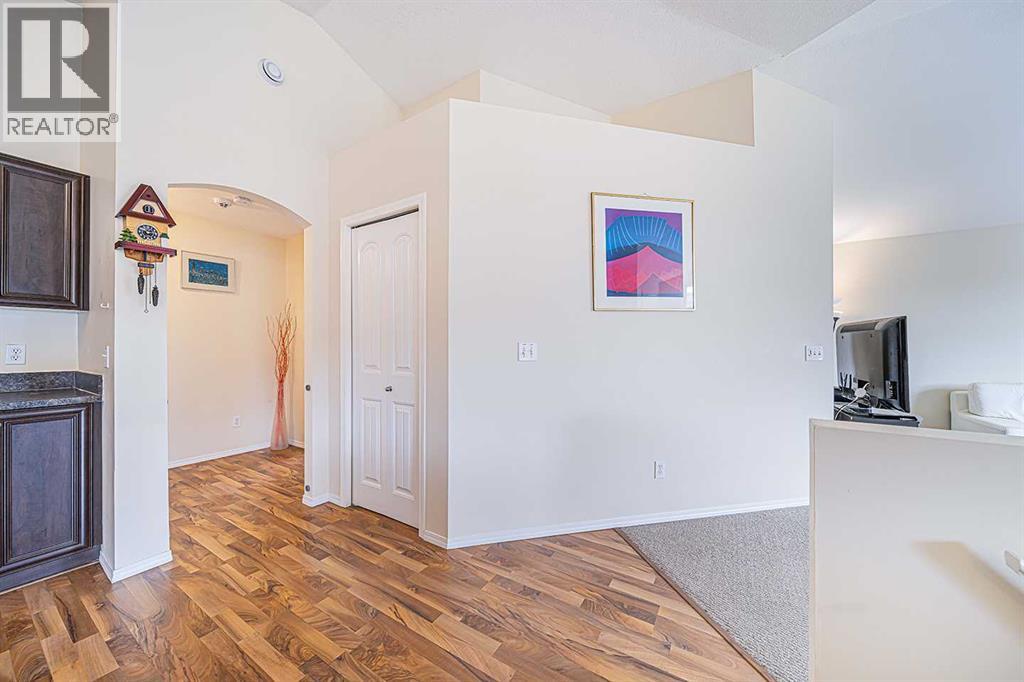 202, 31 Panatella Landing Nw, Calgary, Alberta  T3K 0J7 - Photo 9 - A2259603