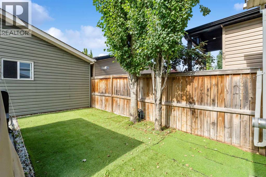 22 Auburn Bay View Se, Calgary, Alberta  T3M 0C8 - Photo 24 - A2267349