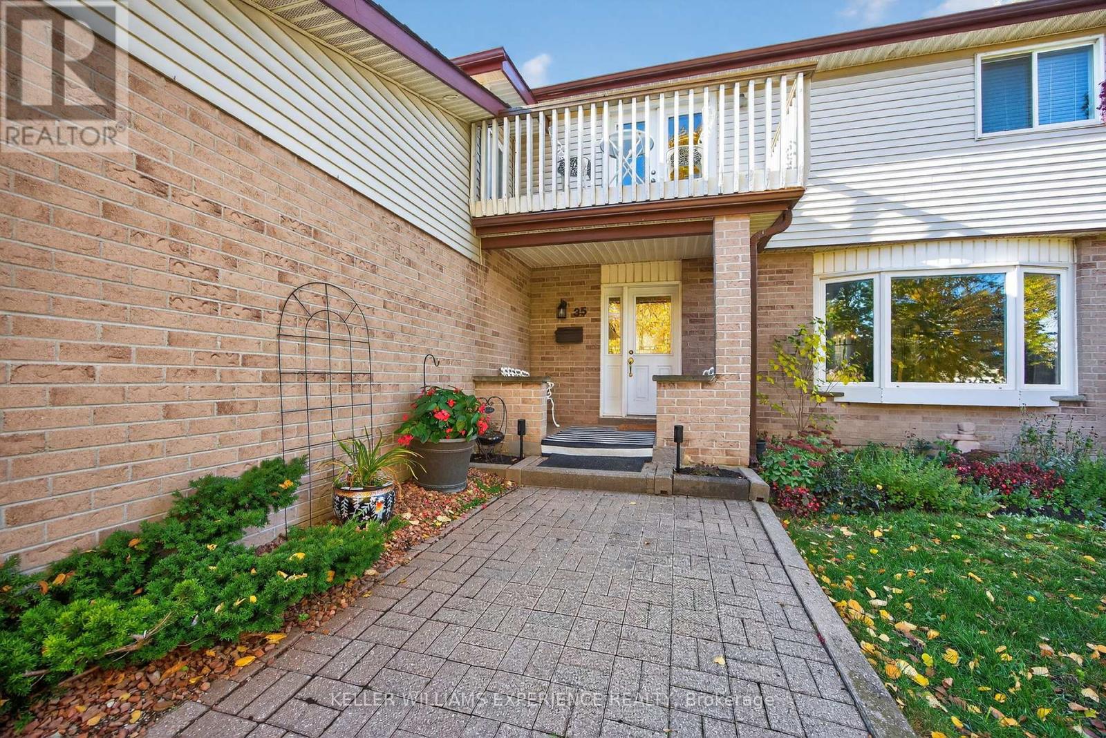 35 Glenridge Road, Barrie (Allandale Heights), Ontario  L4N 2X9 - Photo 5 - S12505674