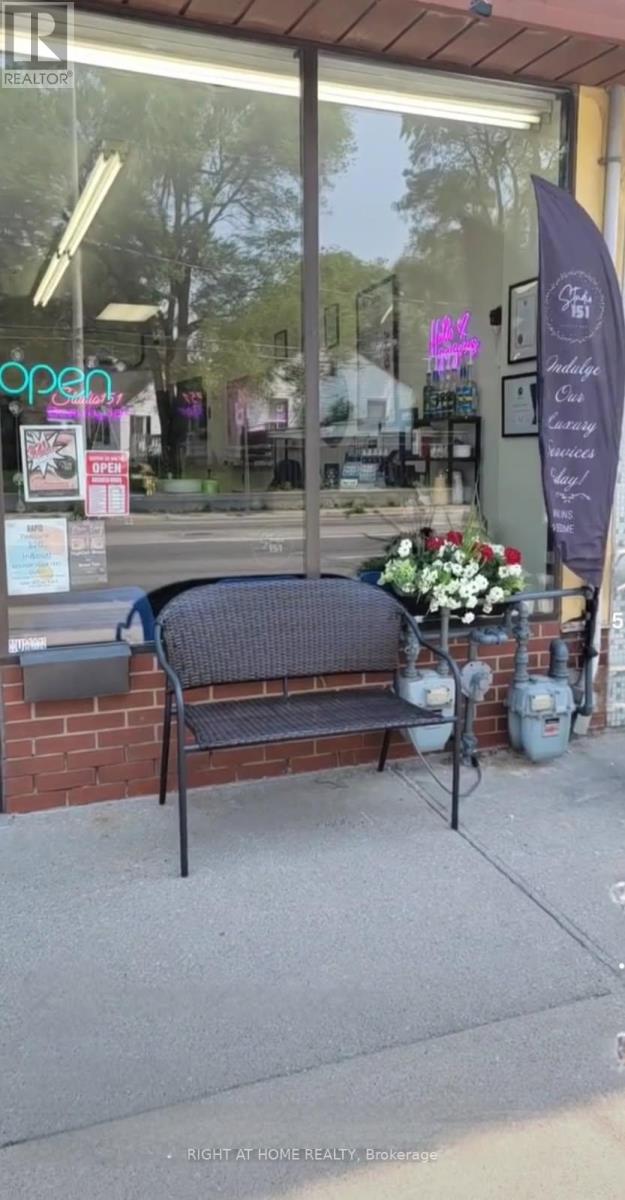 2869 St Clair Avenue E, Toronto, Ontario  M4B 1N4 - Photo 4 - E12505054