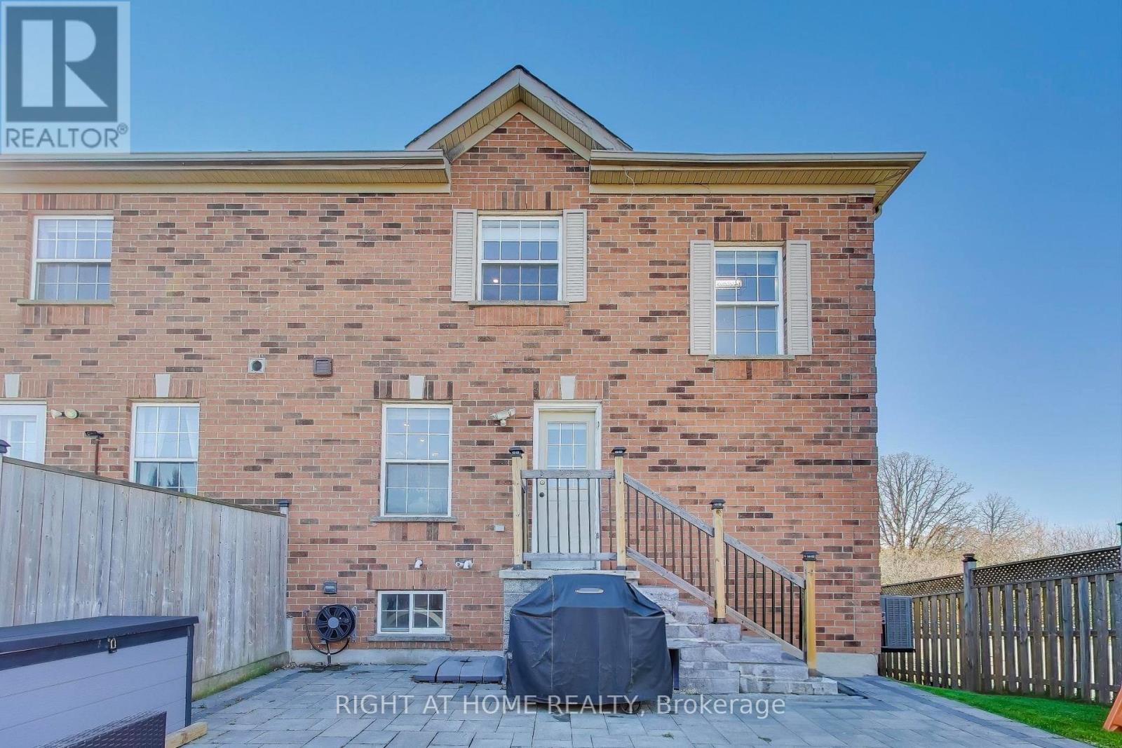 27 Hawtin Lane, Aurora, Ontario L4G 7L4 - Photo 25 - N12499804