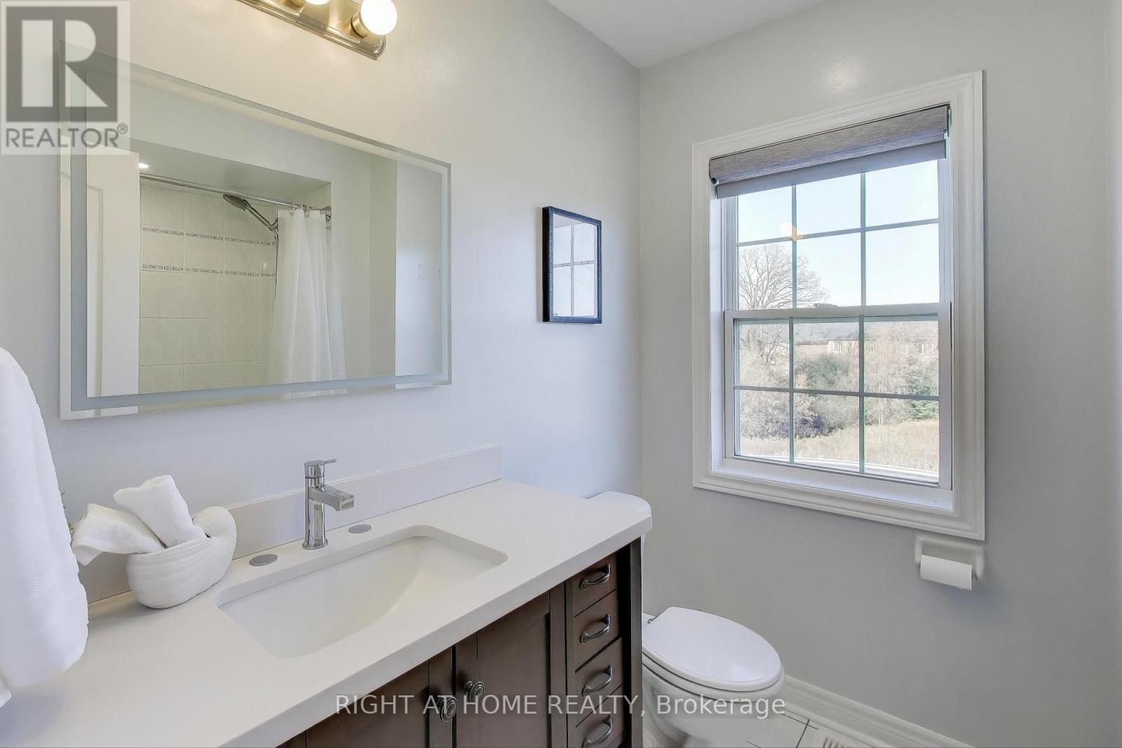 27 Hawtin Lane, Aurora, Ontario L4G 7L4 - Photo 24 - N12499804