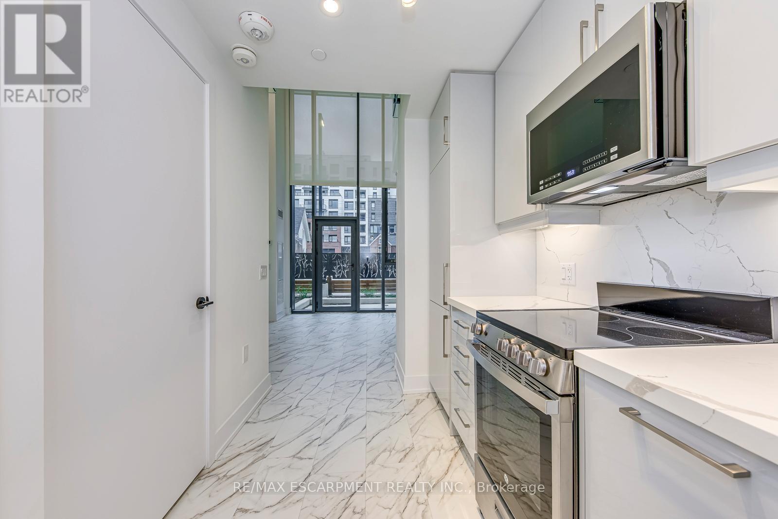 112 - 2450 Old Bronte Road, Oakville, Ontario  L6M 5P6 - Photo 8 - W12505640