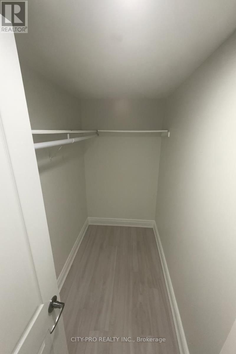 85 Bonistel Crescent, Brampton, Ontario  L7A 3H1 - Photo 11 - W12505668