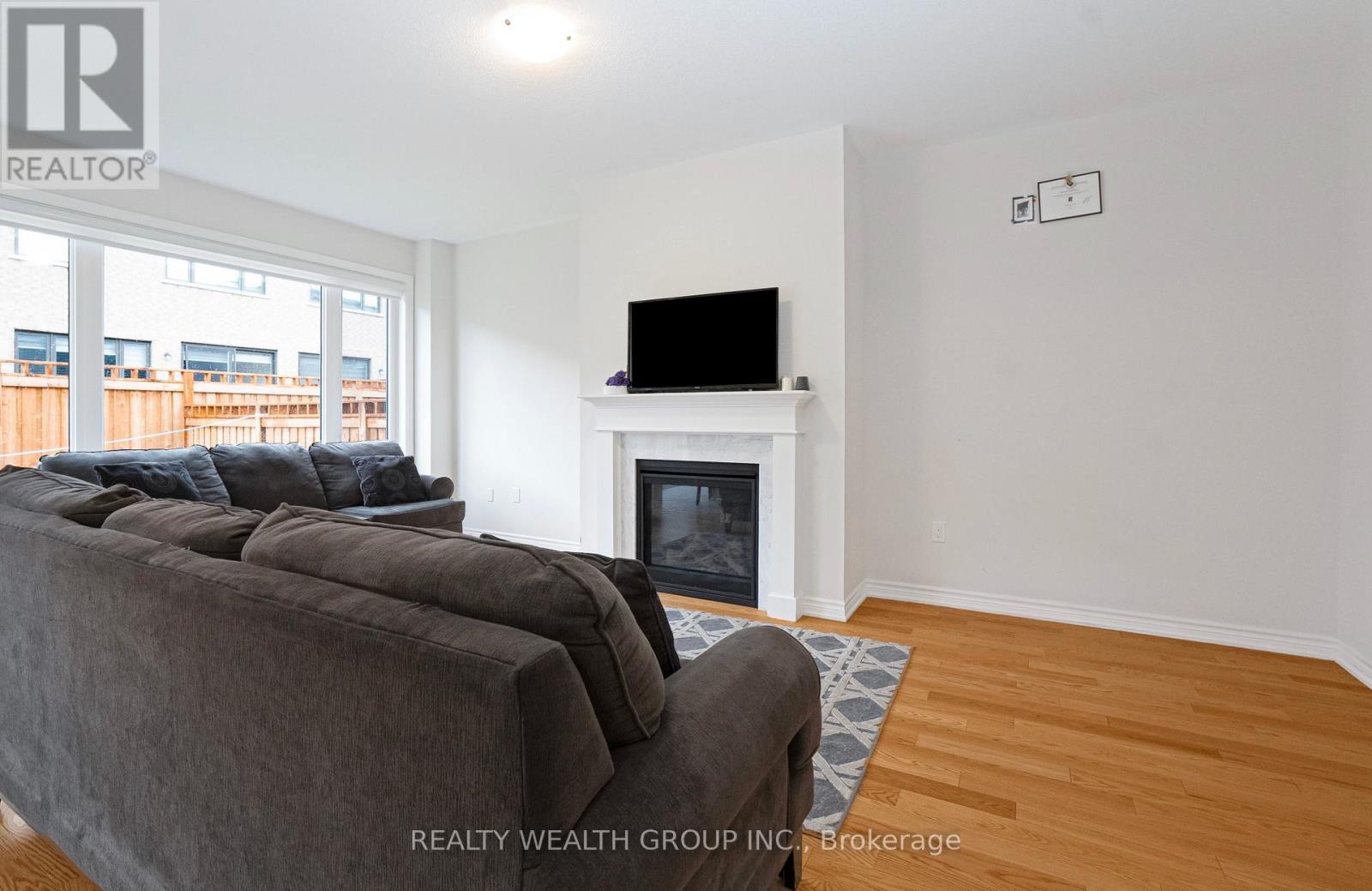 40 Madawaksa Road, Caledon, Ontario  L7C 1Z9 - Photo 16 - W12505694