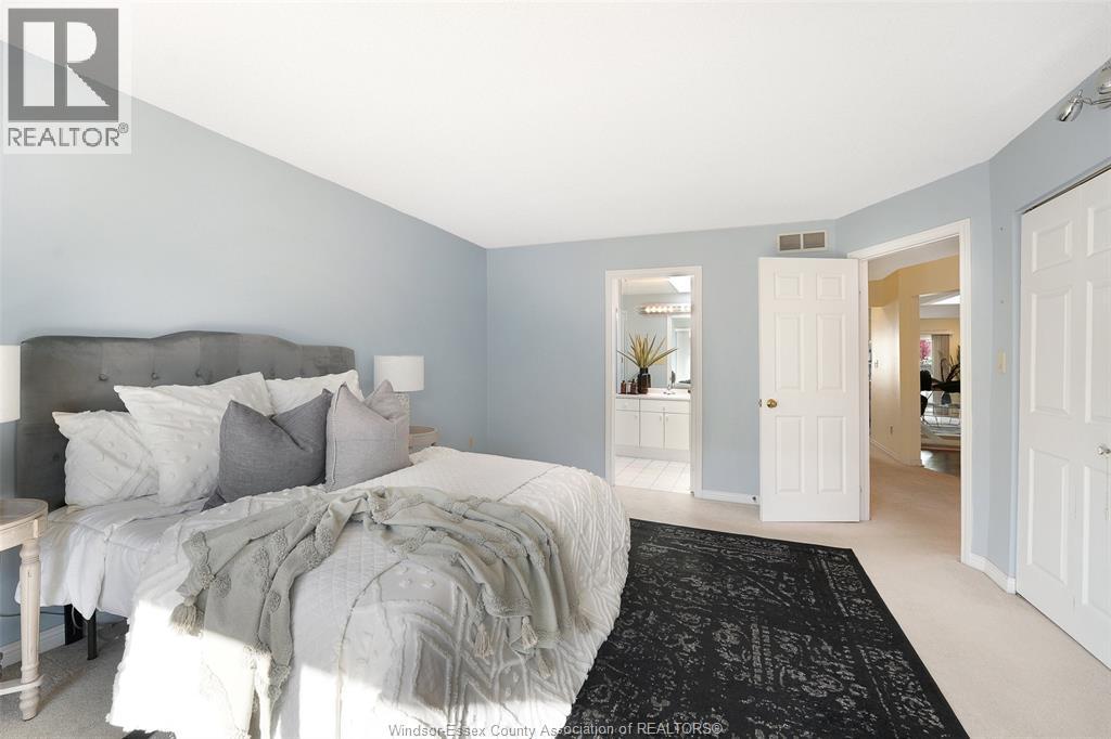 9720 Menard, Windsor, Ontario  N8P 1G6 - Photo 19 - 25027898