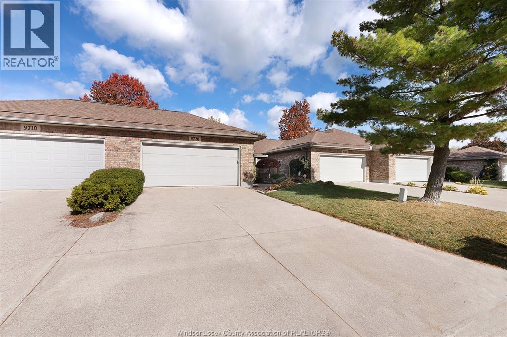 9720 Menard, Windsor, Ontario  N8P 1G6 - Photo 2 - 25027898