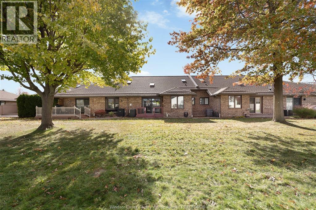 9720 Menard, Windsor, Ontario  N8P 1G6 - Photo 36 - 25027898
