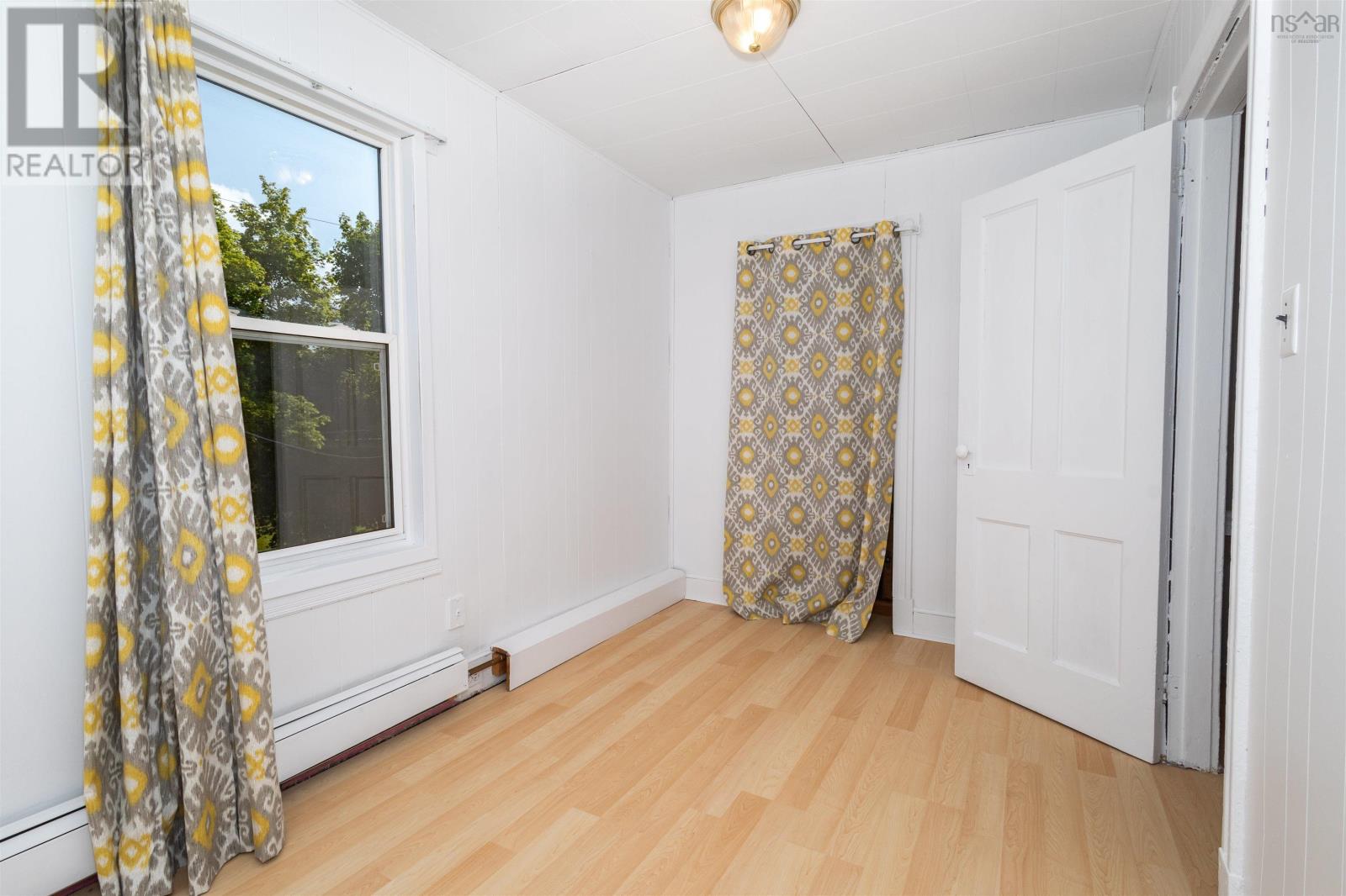 192-194 Gatacre Street, Sydney, Nova Scotia  B1N 1Z2 - Photo 15 - 202522640