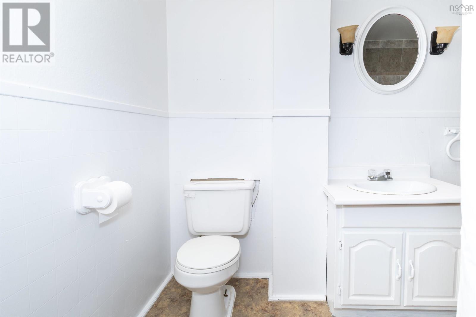 192-194 Gatacre Street, Sydney, Nova Scotia  B1N 1Z2 - Photo 14 - 202522640