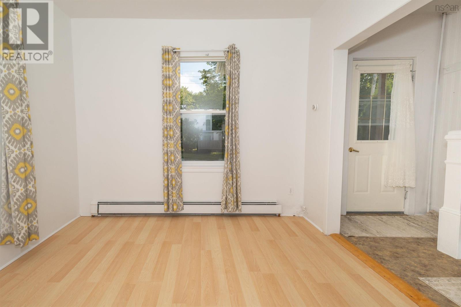 192-194 Gatacre Street, Sydney, Nova Scotia  B1N 1Z2 - Photo 18 - 202522640