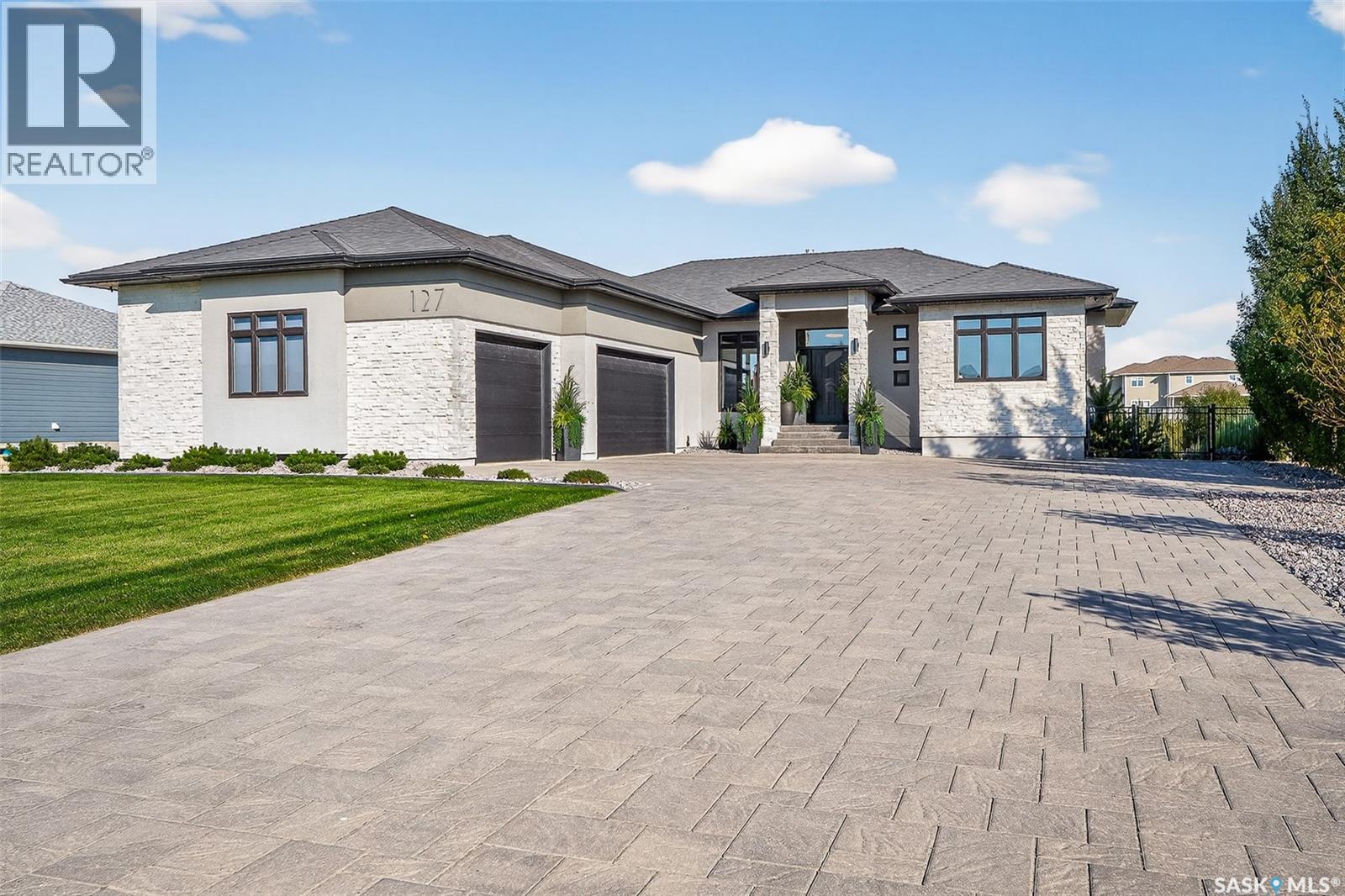 127 Iron Bridge DRIVE, Moose Jaw, Saskatchewan