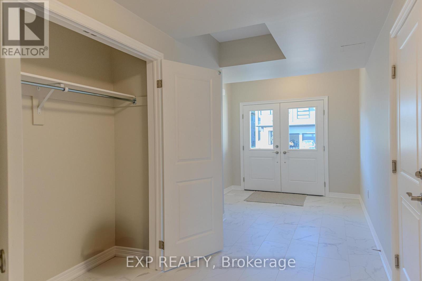 22 Willson Drive, Thorold, Ontario  L2V 0M3 - Photo 11 - X12505656