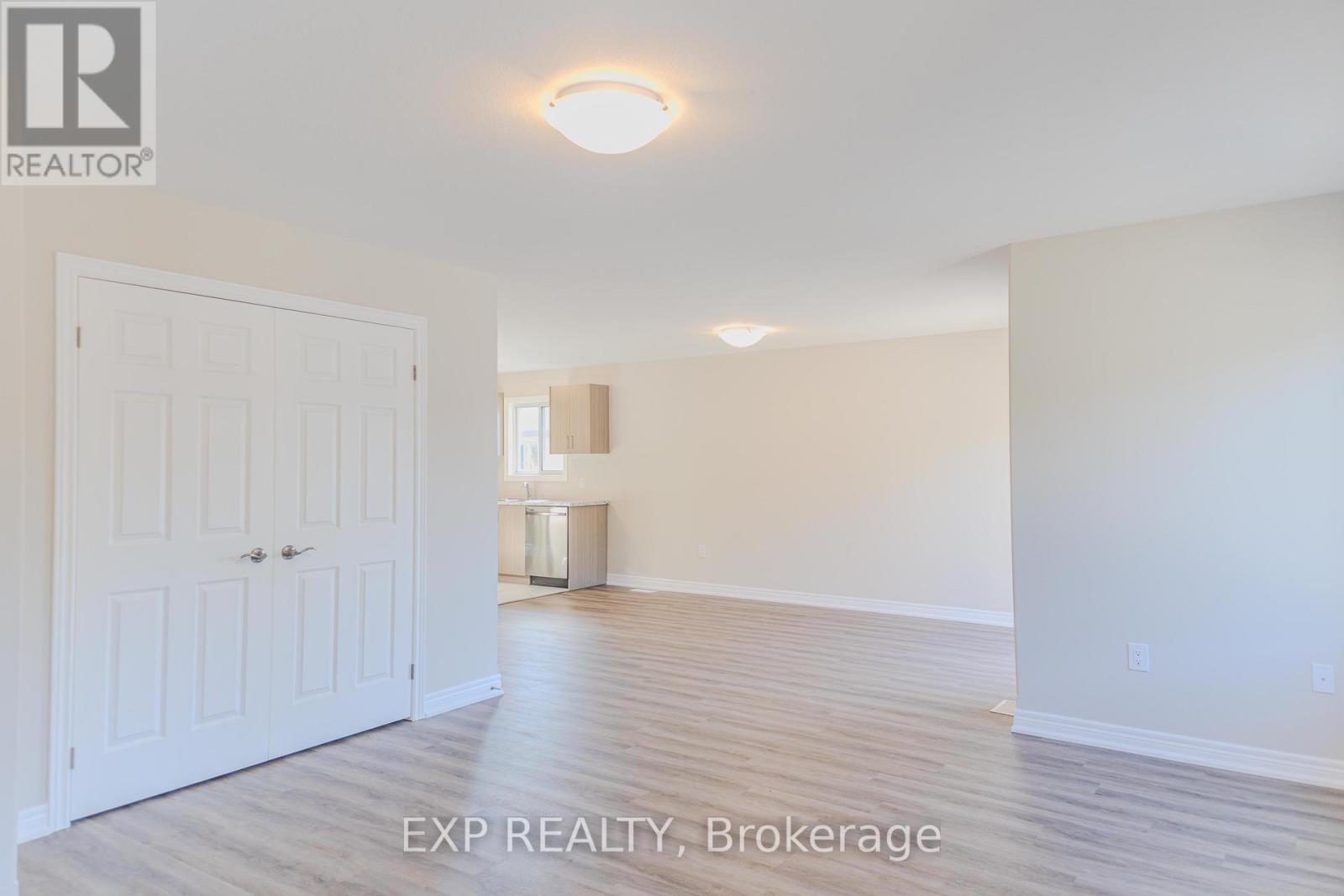 22 Willson Drive, Thorold, Ontario  L2V 0M3 - Photo 16 - X12505656