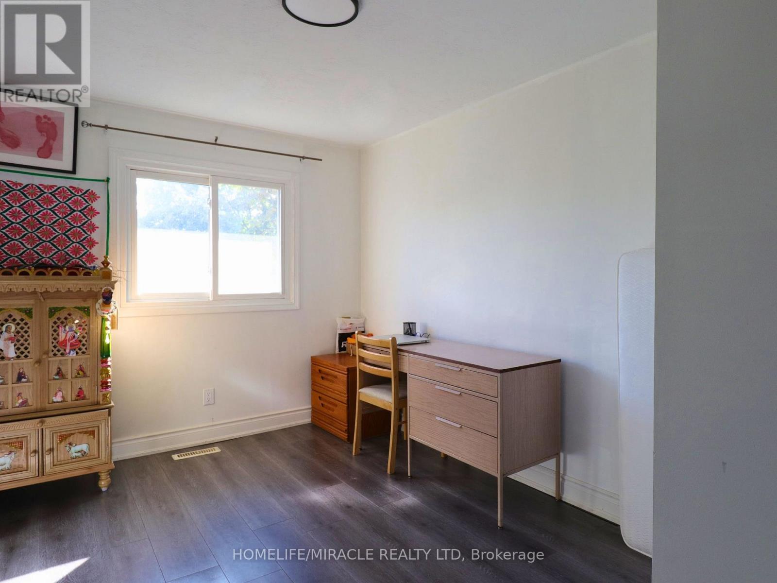 3 Caprice Court, Kitchener, Ontario  N2M 5M2 - Photo 10 - X12505682