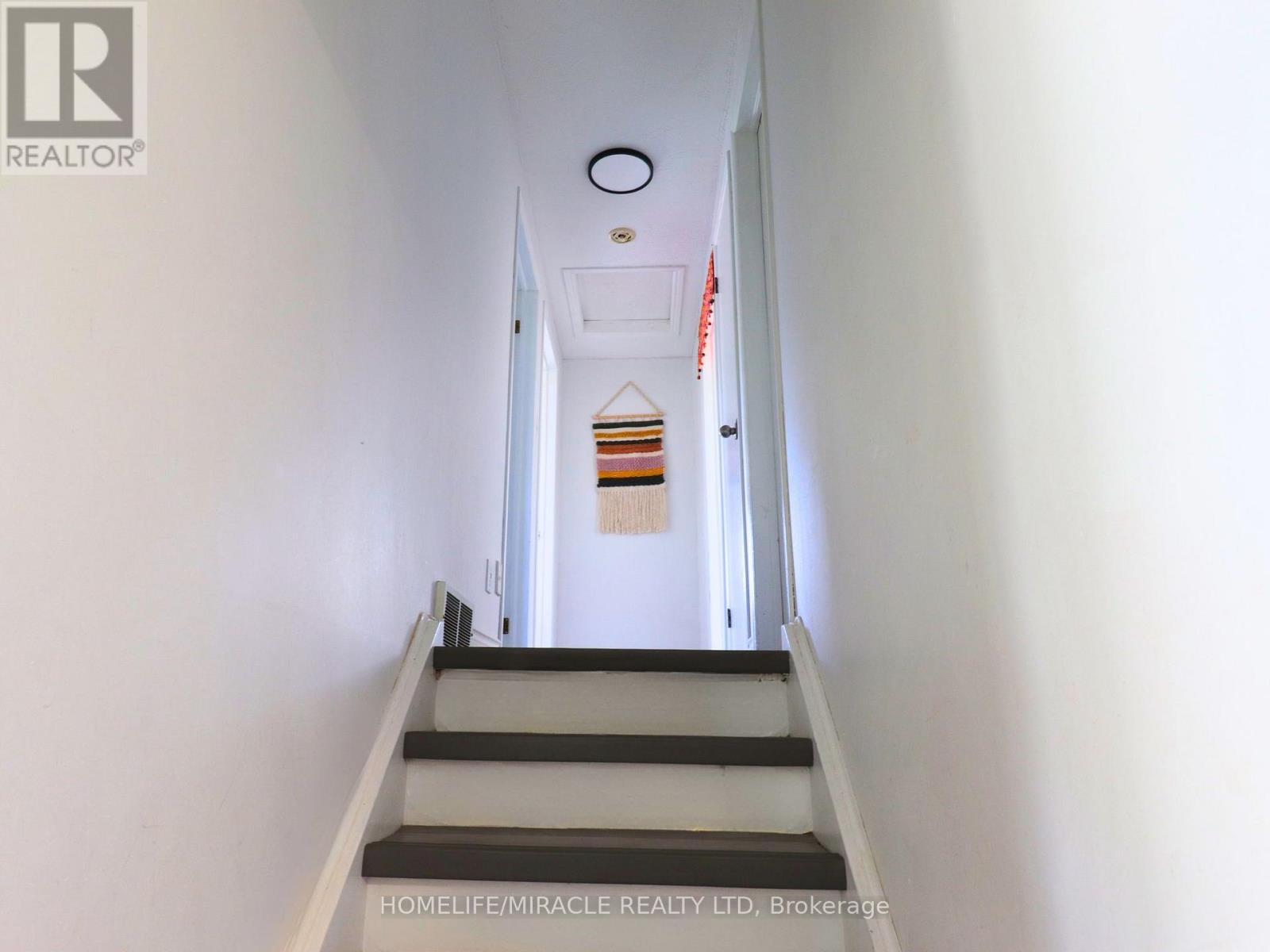 3 Caprice Court, Kitchener, Ontario  N2M 5M2 - Photo 18 - X12505682