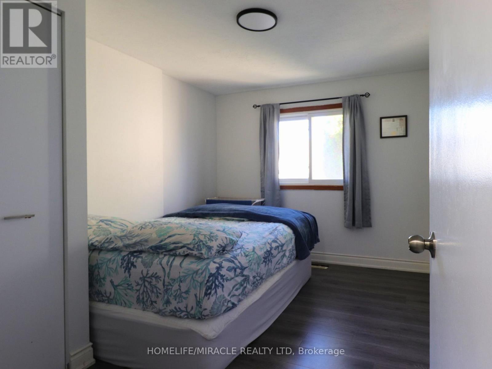 3 Caprice Court, Kitchener, Ontario  N2M 5M2 - Photo 21 - X12505682