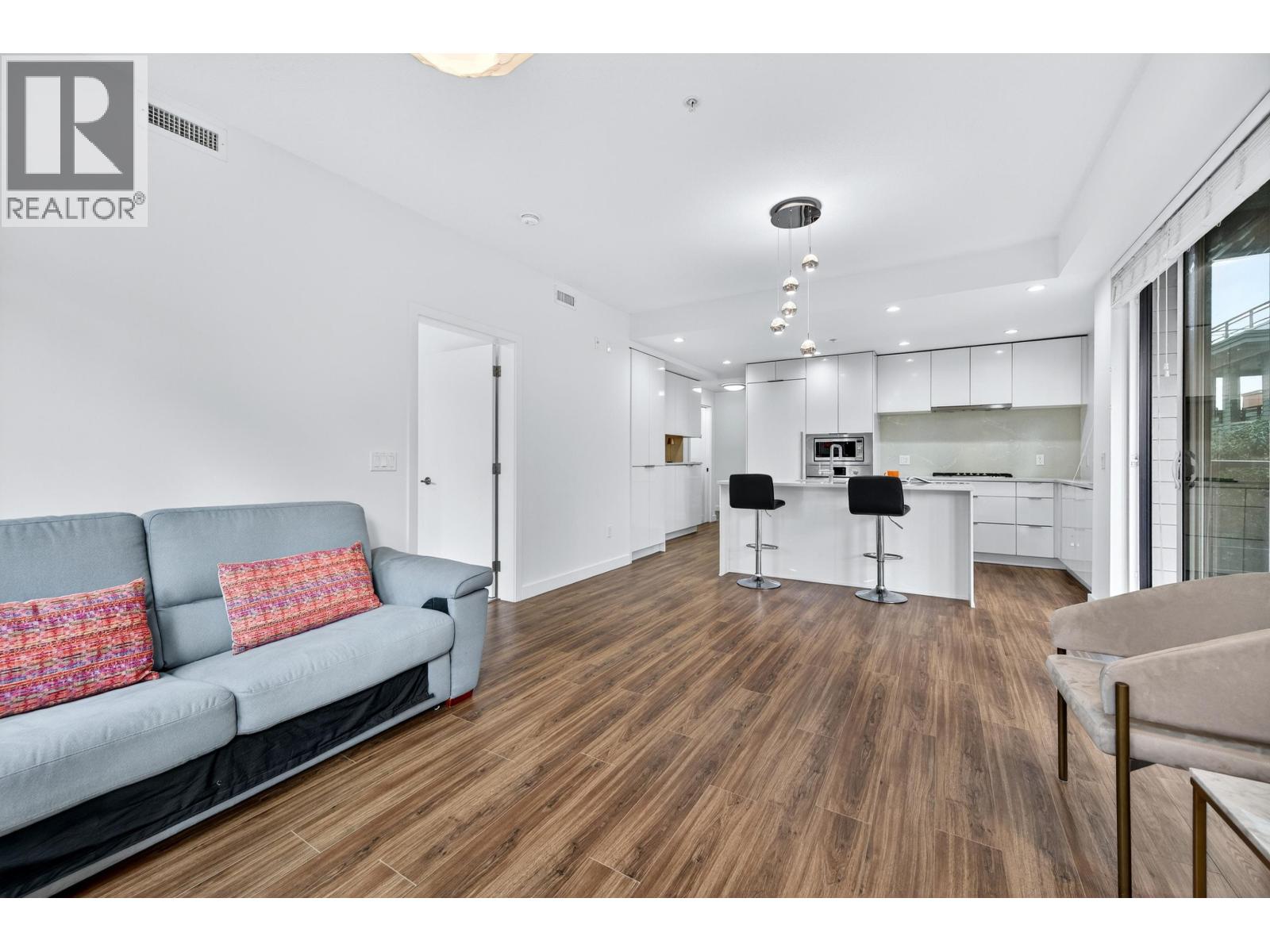 205 7928 Yukon Street, Vancouver, British Columbia  V5X 2Y7 - Photo 4 - R3064338