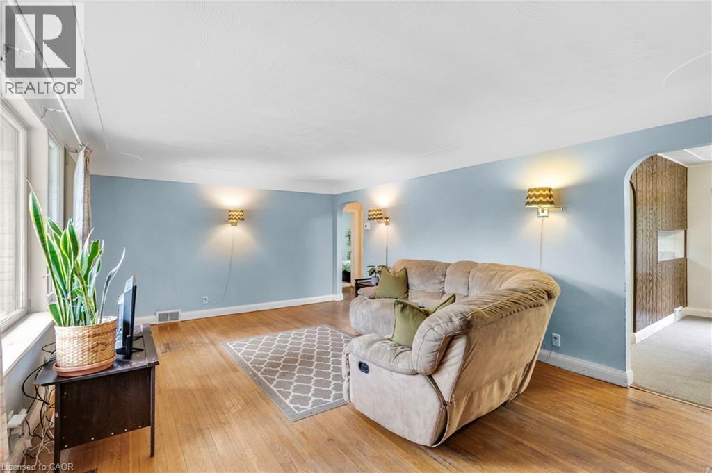 265 Fiddlers Green Road, Ancaster, Ontario  L9G 1W9 - Photo 13 - 40784087