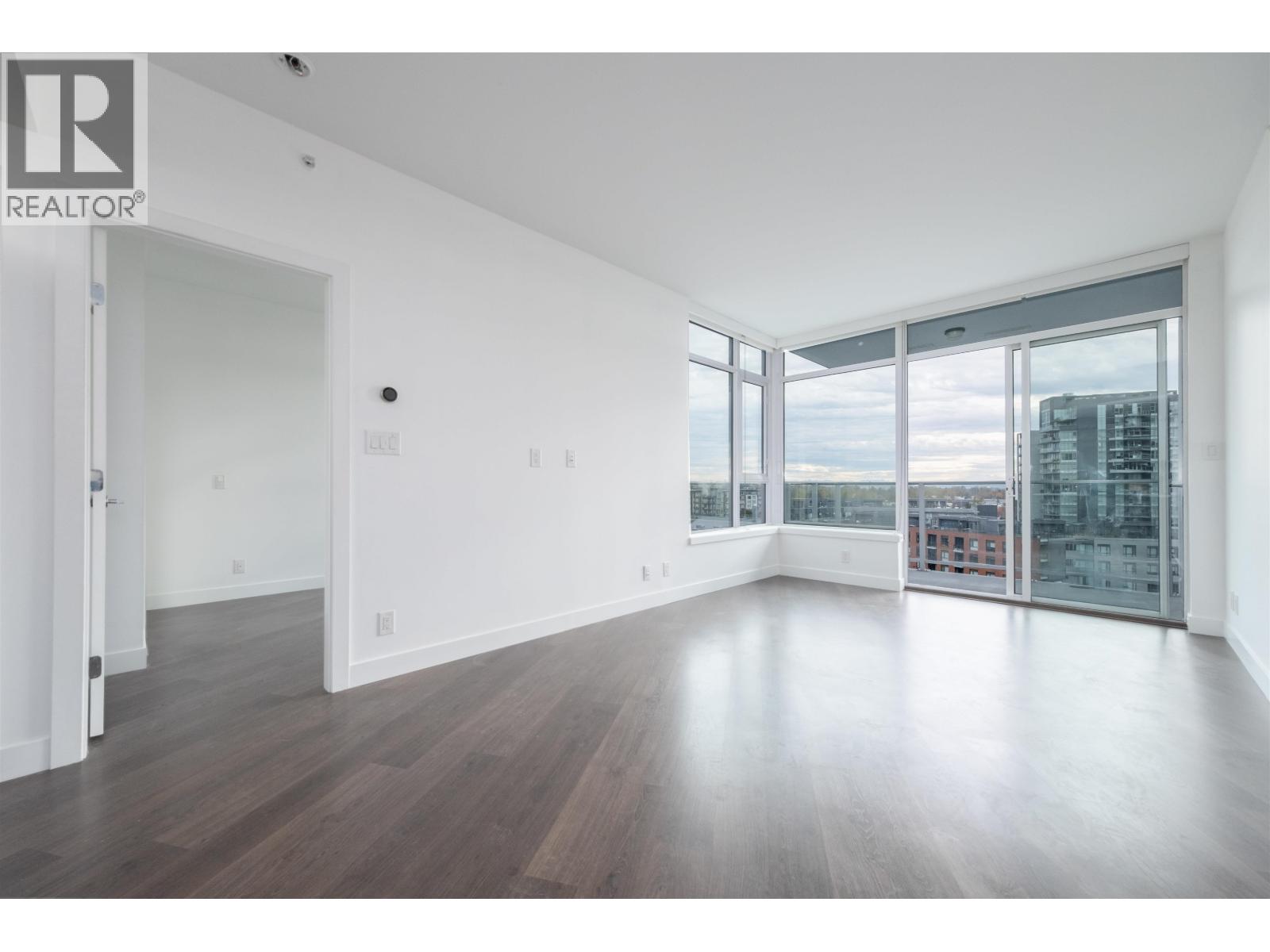 912 3557 Sawmill Crescent, Vancouver, British Columbia  V5S 0E2 - Photo 8 - R3064344