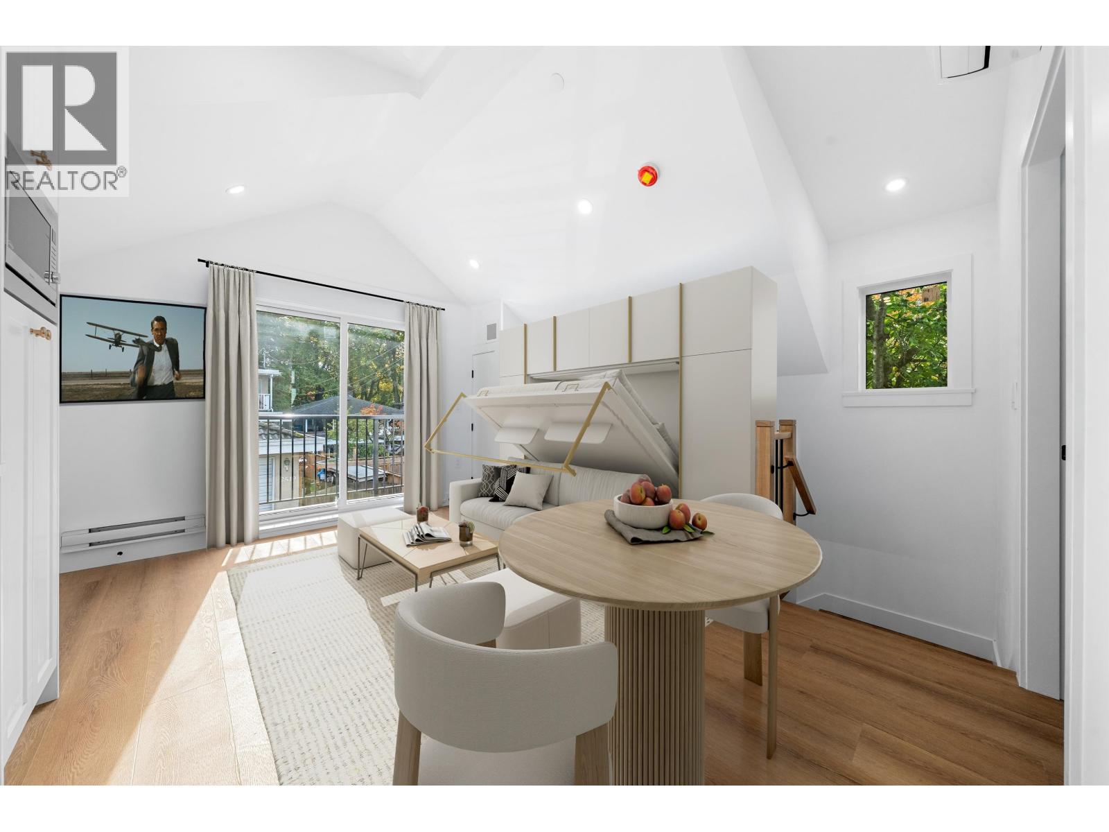 2526 Mcgill Street, Vancouver, British Columbia  V5K 1H1 - Photo 5 - R3064363