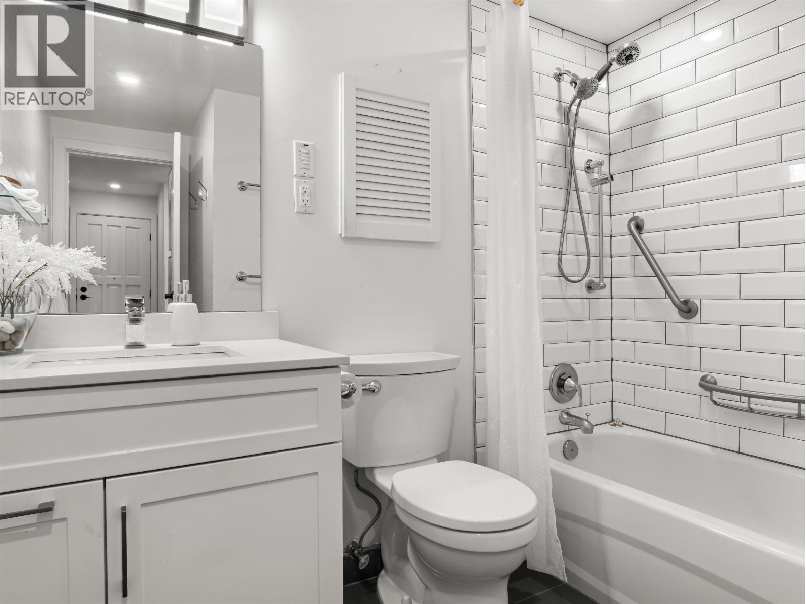 1253 Plateau Drive, North Vancouver, British Columbia  V7P 2J3 - Photo 14 - R3064377