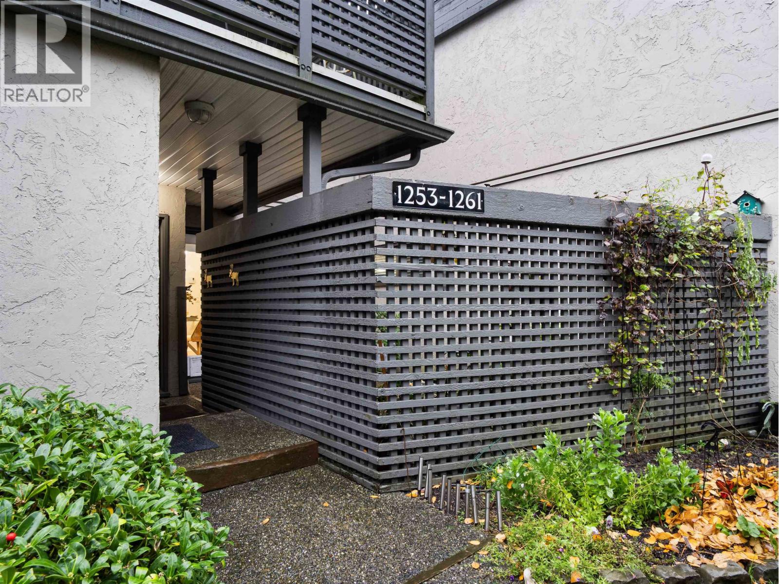 1253 Plateau Drive, North Vancouver, British Columbia  V7P 2J3 - Photo 21 - R3064377