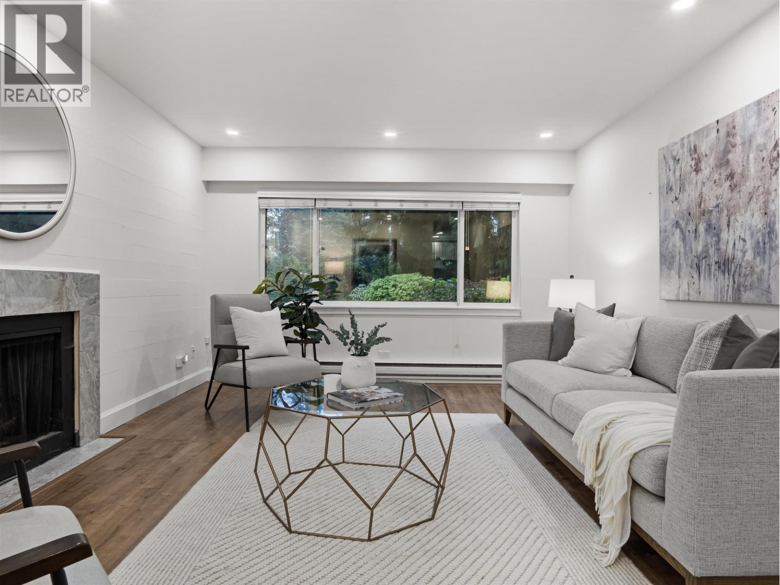 1253 Plateau Drive, North Vancouver, British Columbia  V7P 2J3 - Photo 3 - R3064377