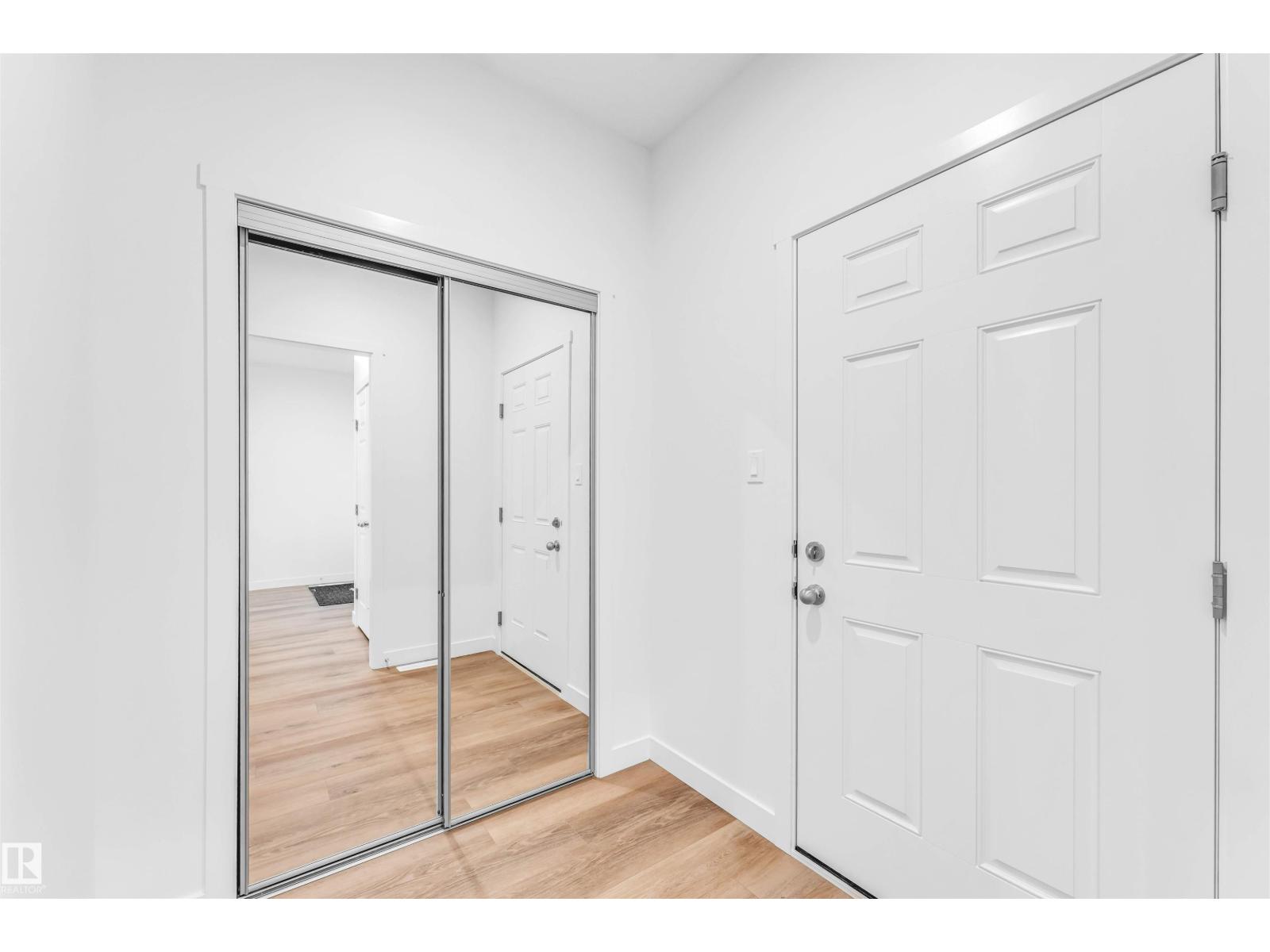 1216 13 Av Nw, Edmonton, Alberta  T6T 2W2 - Photo 6 - E4464478