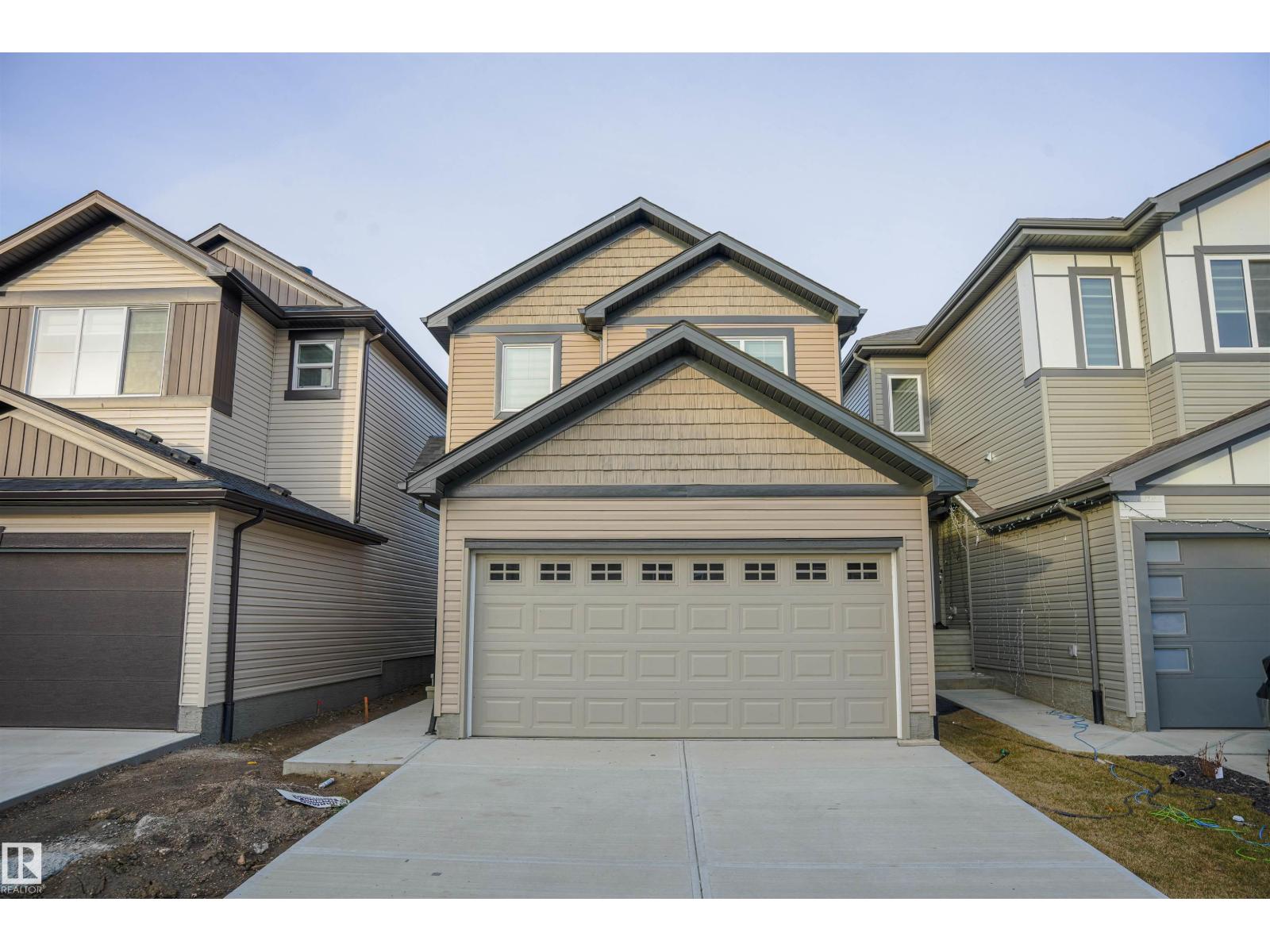 1216 13 AV NW, Edmonton, Alberta