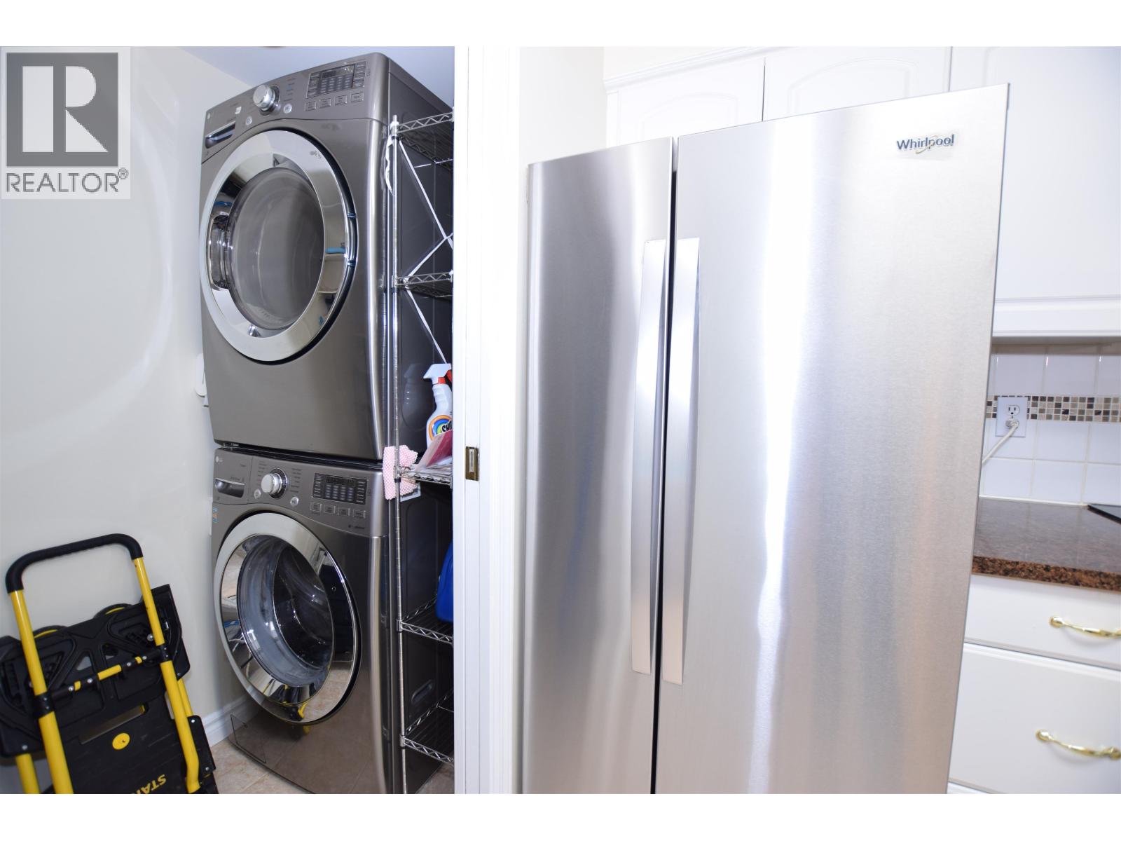 607 1180 Pinetree Way, Coquitlam, British Columbia  V3B 7L2 - Photo 9 - R3064097