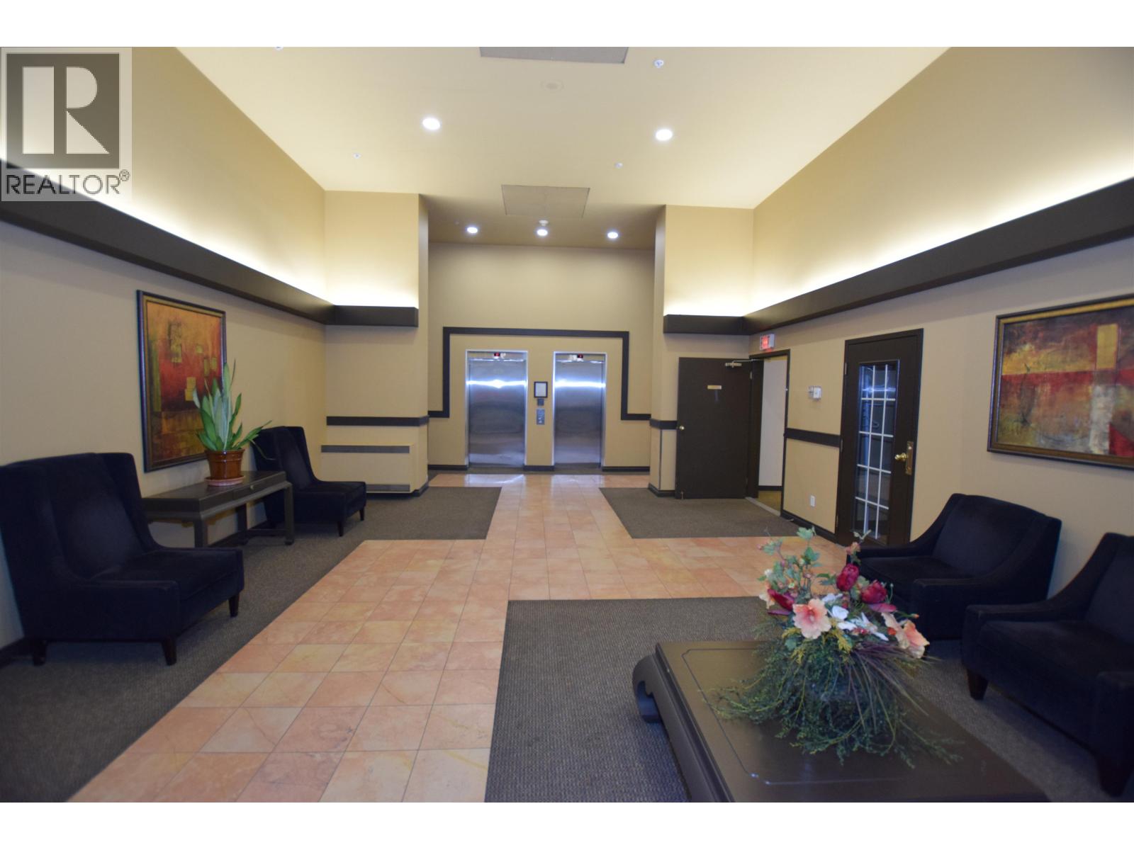 607 1180 Pinetree Way, Coquitlam, British Columbia  V3B 7L2 - Photo 3 - R3064097