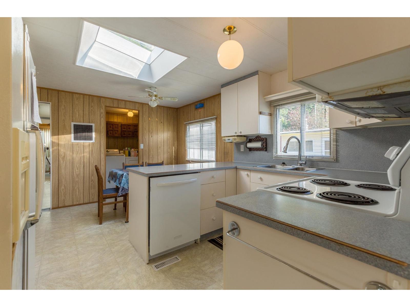 120 3031 200 Street, Langley, British Columbia  V2Z 1N5 - Photo 15 - R3063821