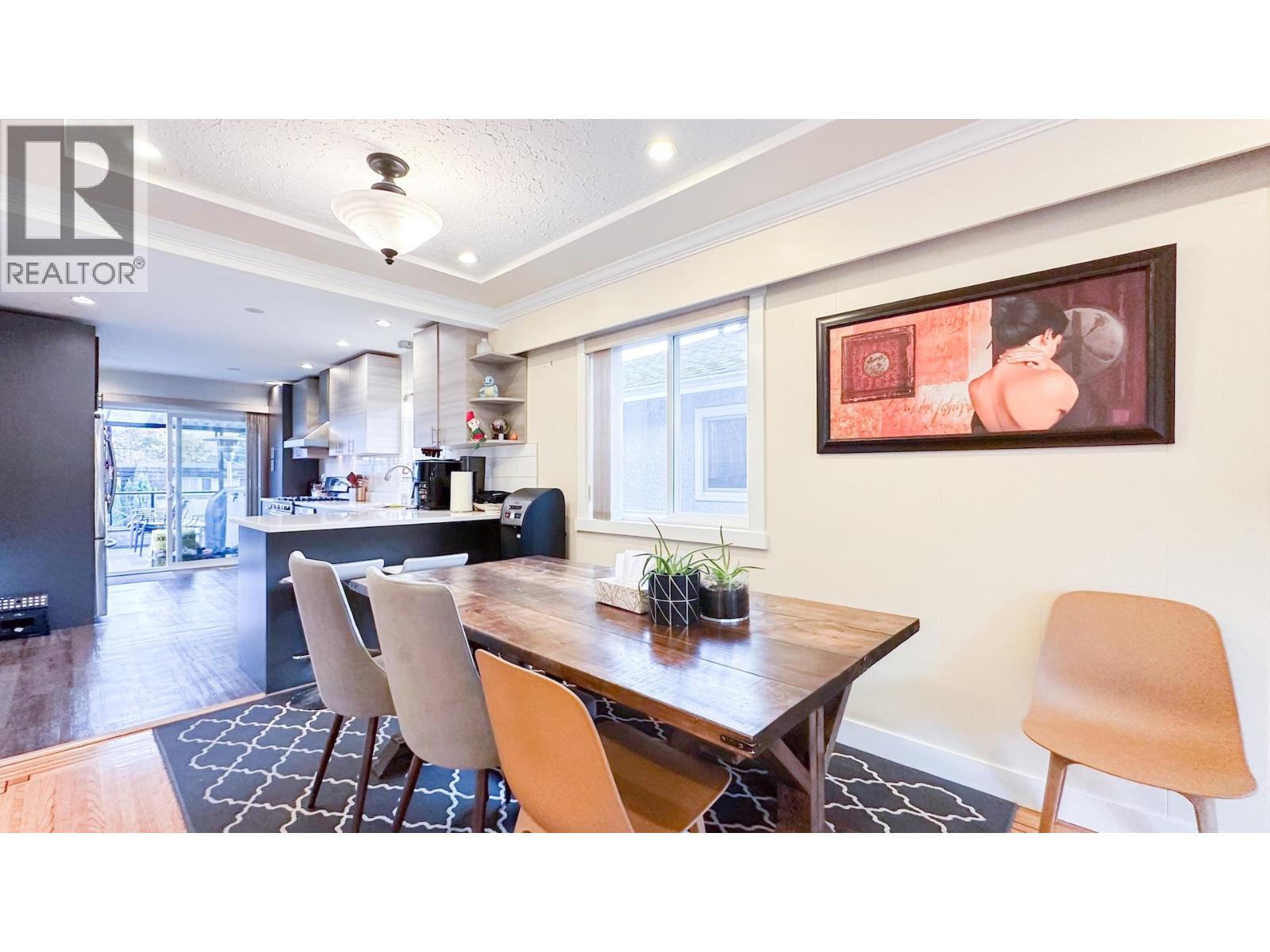 56 Warwick Avenue, Burnaby, British Columbia  V5B 3X3 - Photo 4 - R3064385