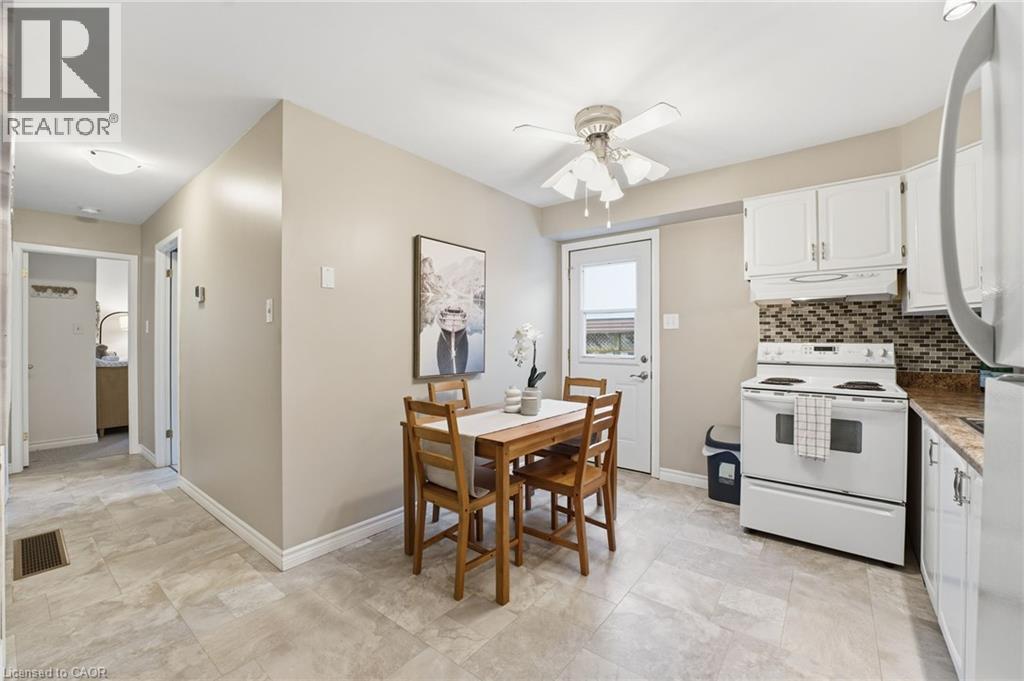 11 Hillbrook Crescent, Kitchener, Ontario  N2N 1J4 - Photo 5 - 40784772