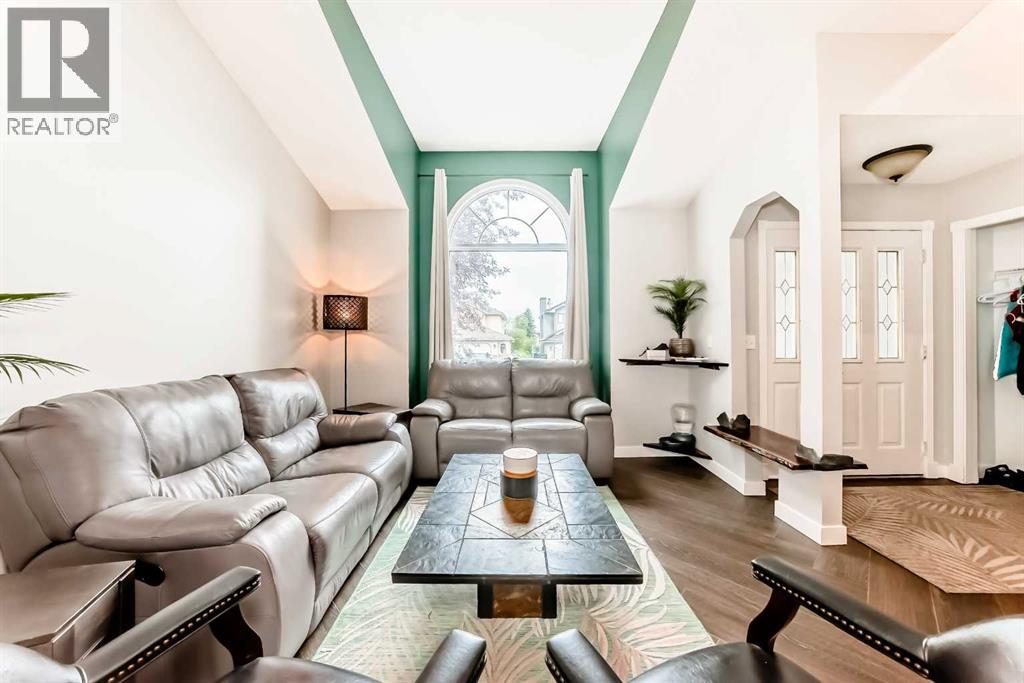 296 Lakeside Greens Crescent, Chestermere, Alberta  T1X 1C3 - Photo 14 - A2260692