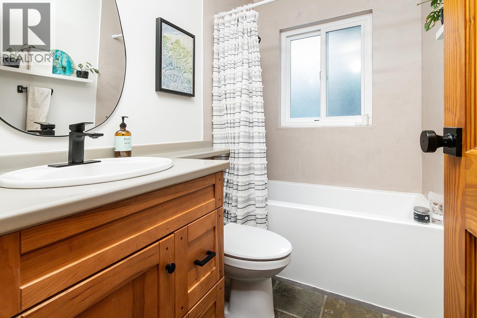 404 2101 Castle Drive, Whistler, British Columbia  V8E 0A6 - Photo 8 - R3064280