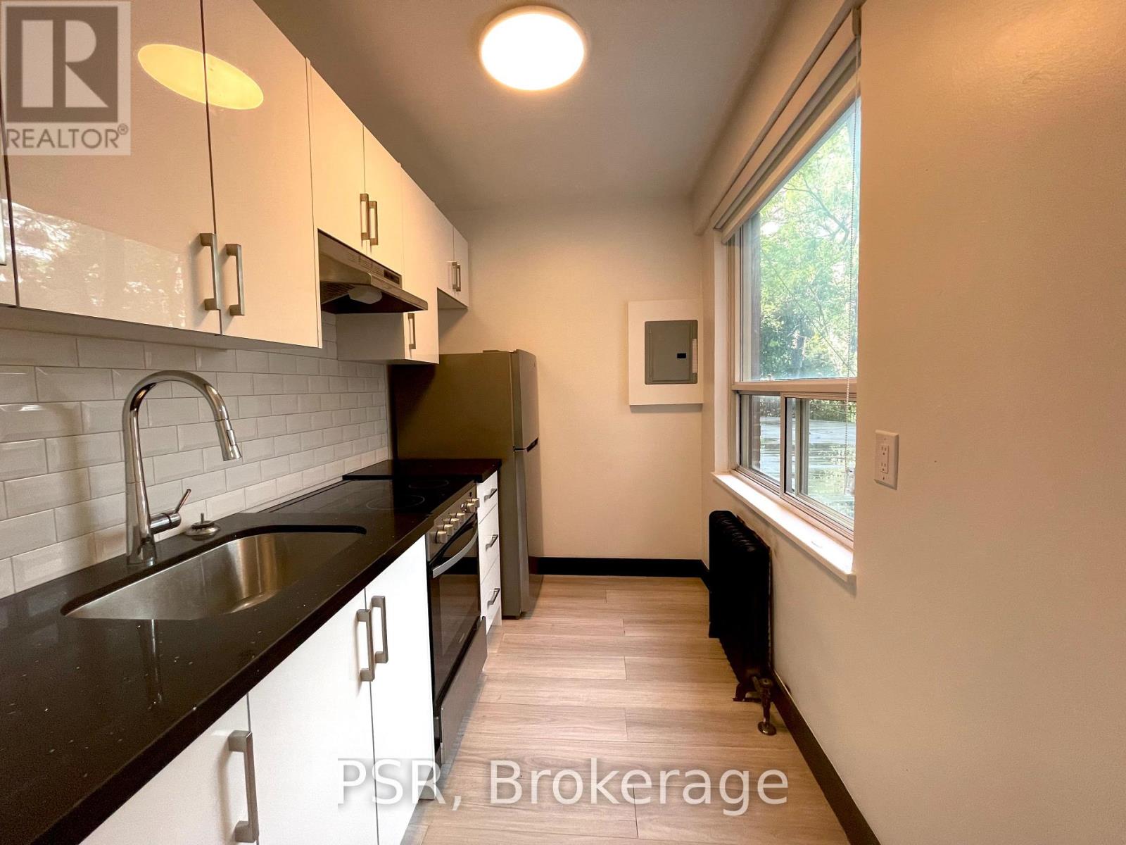 106 - 600 Eglinton Avenue W, Toronto, Ontario  M5N 1C1 - Photo 3 - C12505720