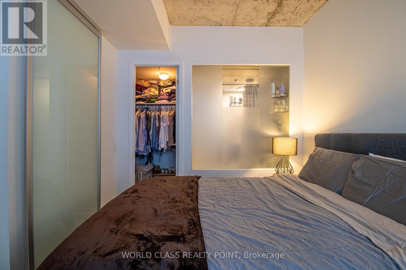 2205 - 375 King Street W, Toronto, Ontario  M5V 1K1 - Photo 11 - C12505746