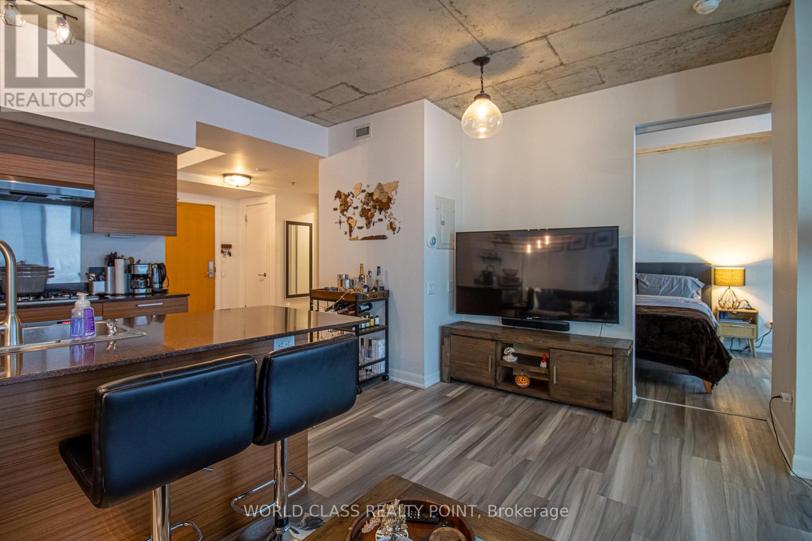 2205 - 375 King Street W, Toronto, Ontario  M5V 1K1 - Photo 32 - C12505746