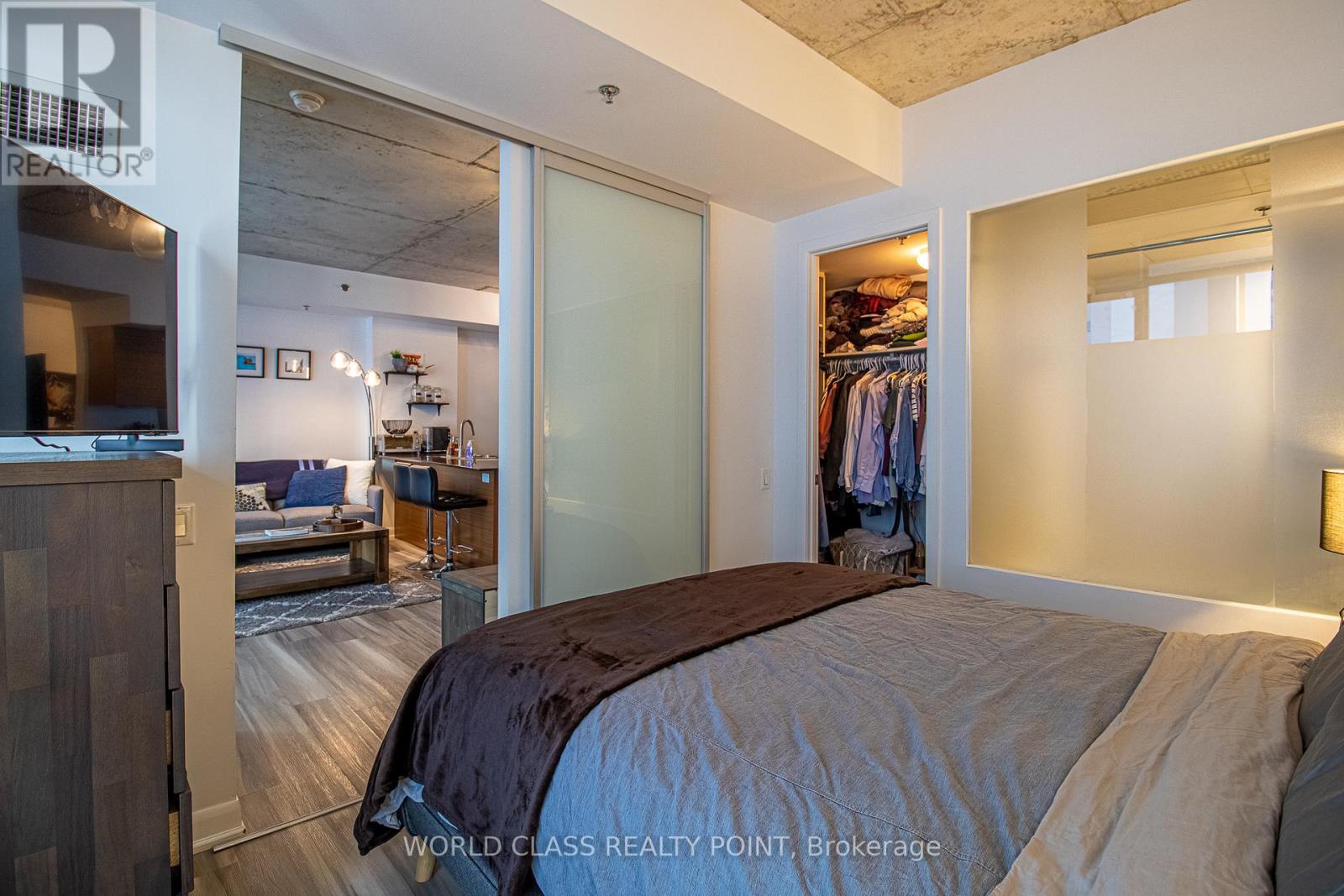 2205 - 375 King Street W, Toronto, Ontario  M5V 1K1 - Photo 33 - C12505746