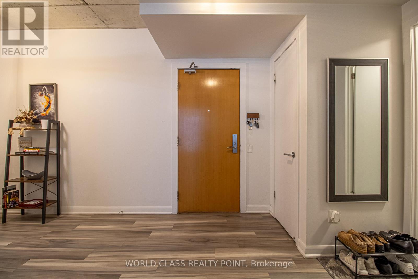 2205 - 375 King Street W, Toronto, Ontario  M5V 1K1 - Photo 35 - C12505746