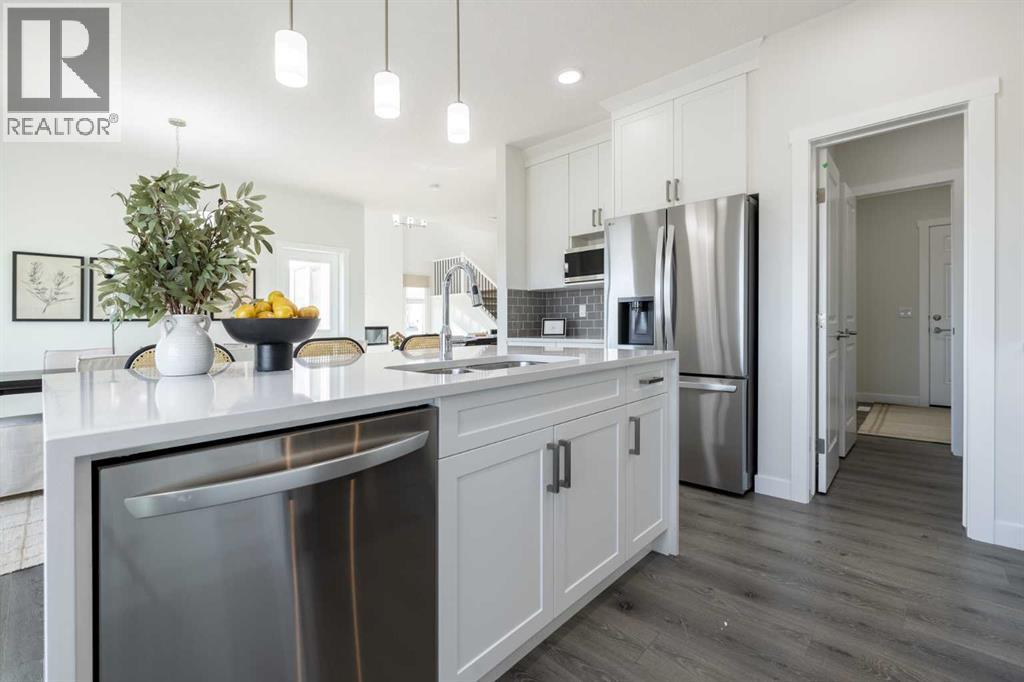 154 Sunstone Way, Balzac, Alberta  T4B 2T3 - Photo 12 - A2244196