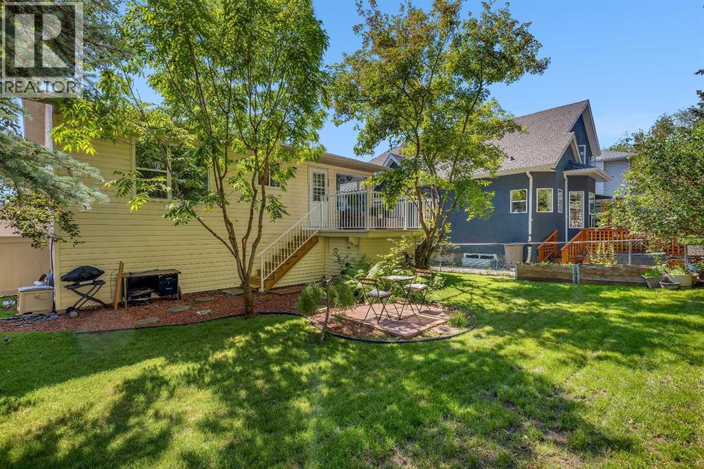 812 Diamond Court Se, Calgary, Alberta  T2J 7E2 - Photo 6 - A2247887