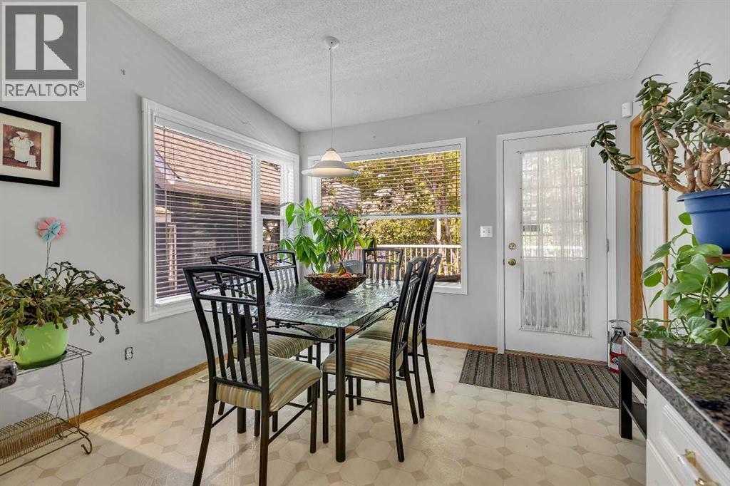 812 Diamond Court Se, Calgary, Alberta  T2J 7E2 - Photo 18 - A2247887