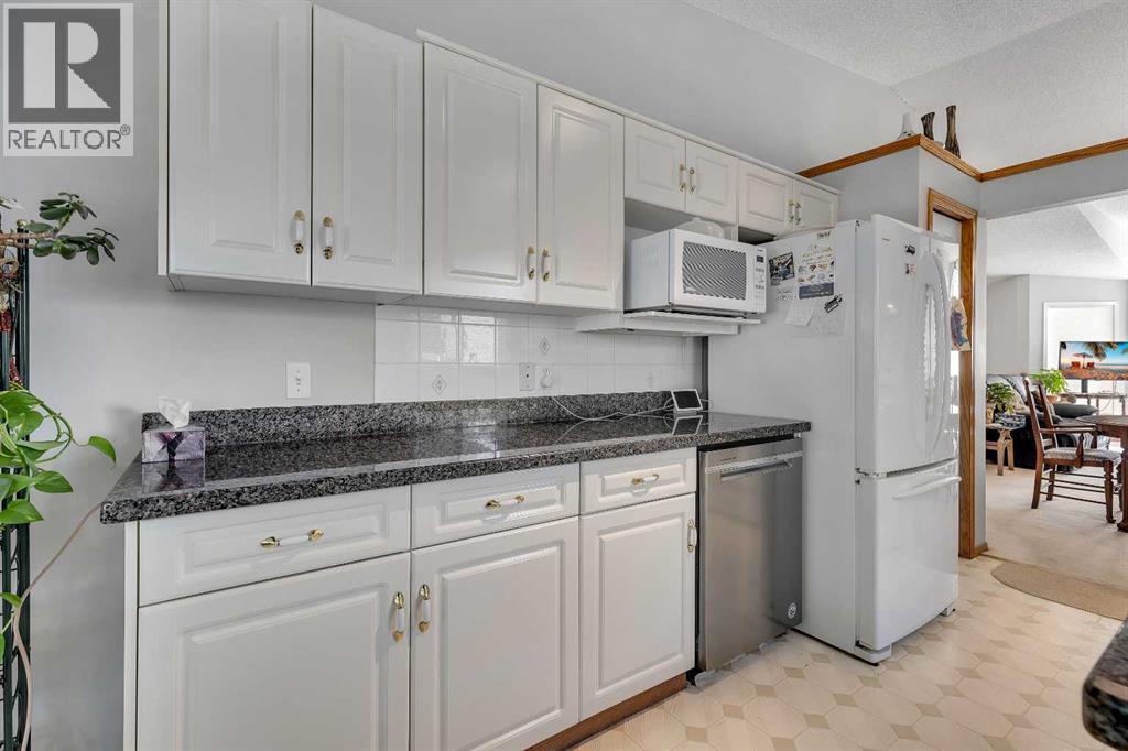 812 Diamond Court Se, Calgary, Alberta  T2J 7E2 - Photo 22 - A2247887