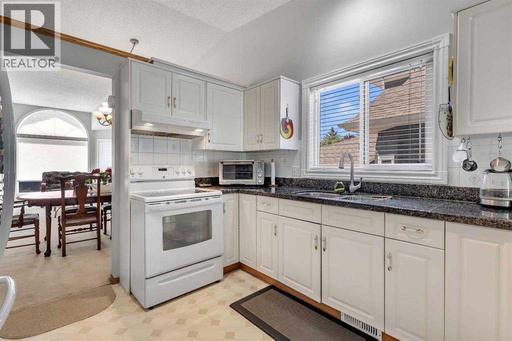 812 Diamond Court Se, Calgary, Alberta  T2J 7E2 - Photo 20 - A2247887